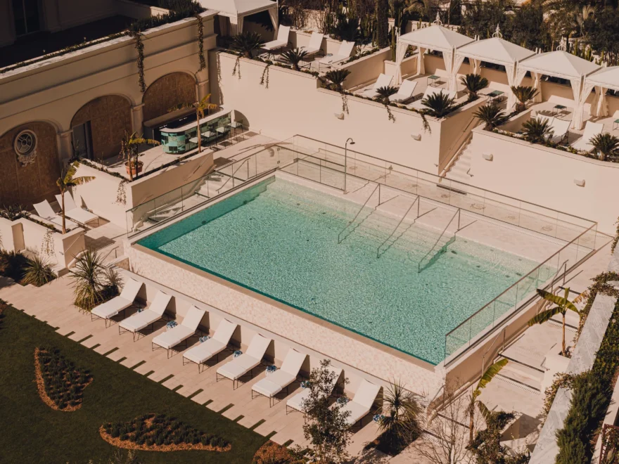 Hotels Near Me Find Nearby IHG Hotels Resorts